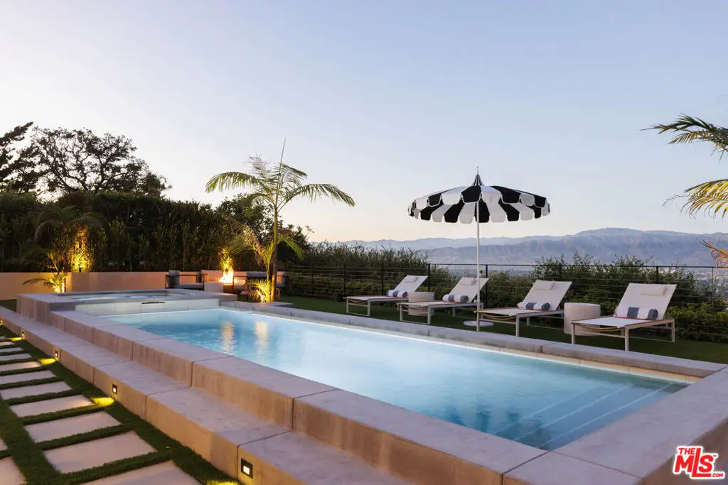 10965 Wrightwood Lane, Studio City, CA 91604 - #1