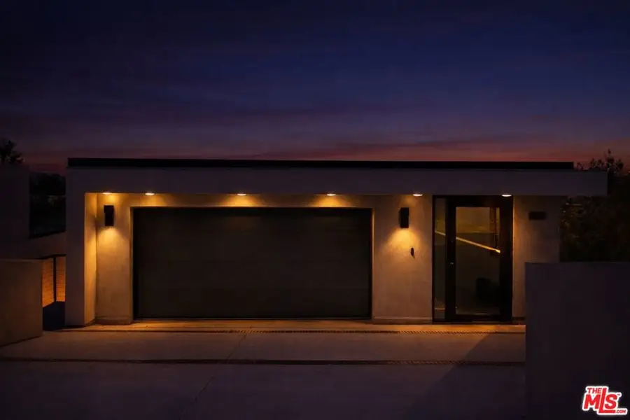 5130 Medina Road, Woodland Hills, CA 91364 - #2