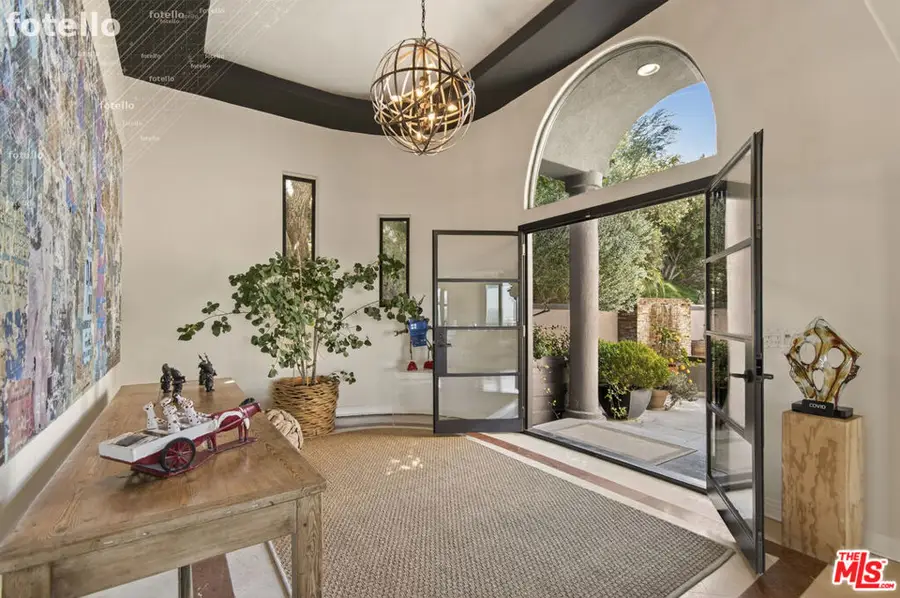 4039 Cody Road, Sherman Oaks, CA 91403 - #3