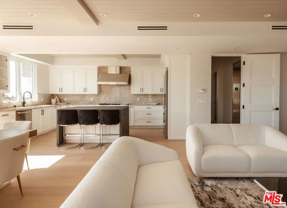 10725 Ashton Avenue #101, Los Angeles, CA 90024 - #1