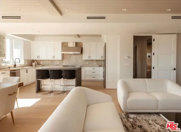 10725 Ashton Avenue #101, Los Angeles, CA 90024