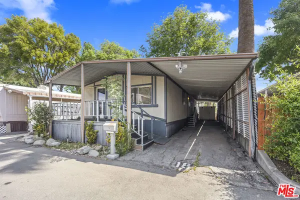 6545 Wilbur Avenue #18, Reseda, CA 91335