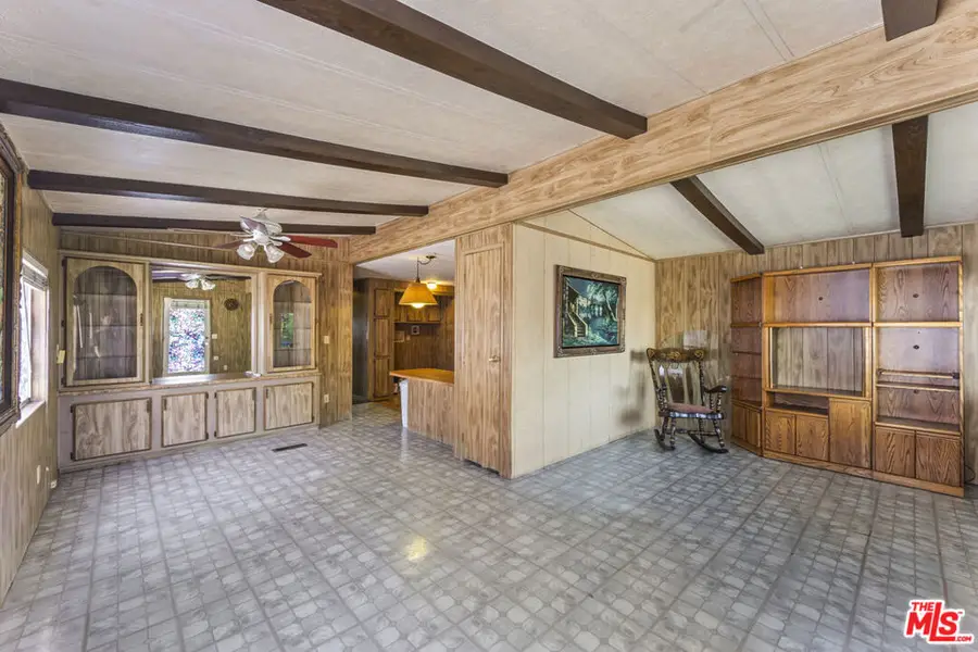 6545 Wilbur Avenue #18, Reseda, CA 91335 - #3