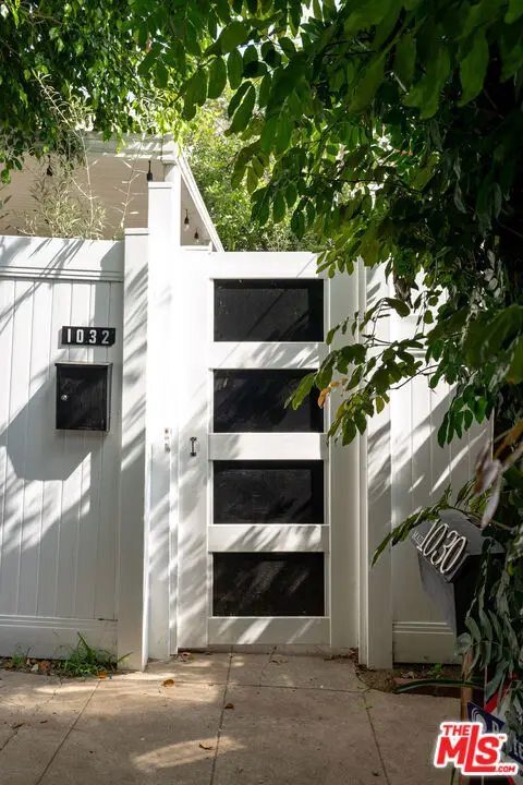1032 N Hayworth Avenue, West Hollywood, CA 90046 - #3