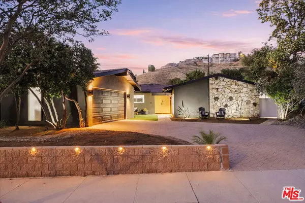 22649 Mulholland Drive, Woodland Hills, CA 91364