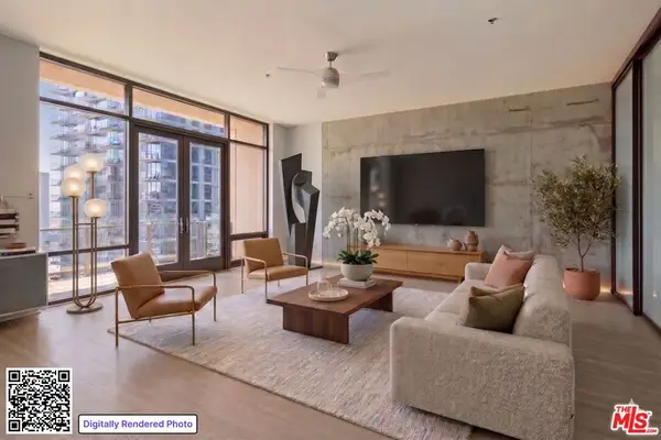 1111 S Grand Avenue #1211, Los Angeles, CA 90015