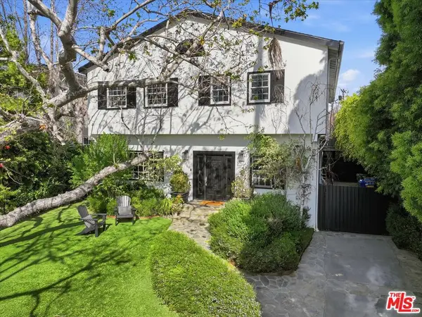 154 S Anita Avenue, Los Angeles, CA 90049