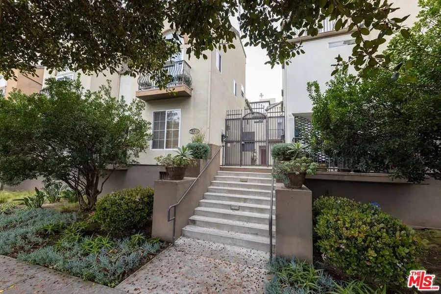 7301 W Manchester Avenue #106, Los Angeles, CA 90045 - #3