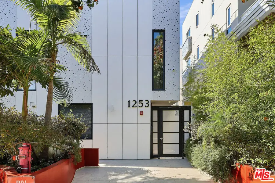 1253 N Sweetzer Avenue #7, West Hollywood, CA 90069 - #3
