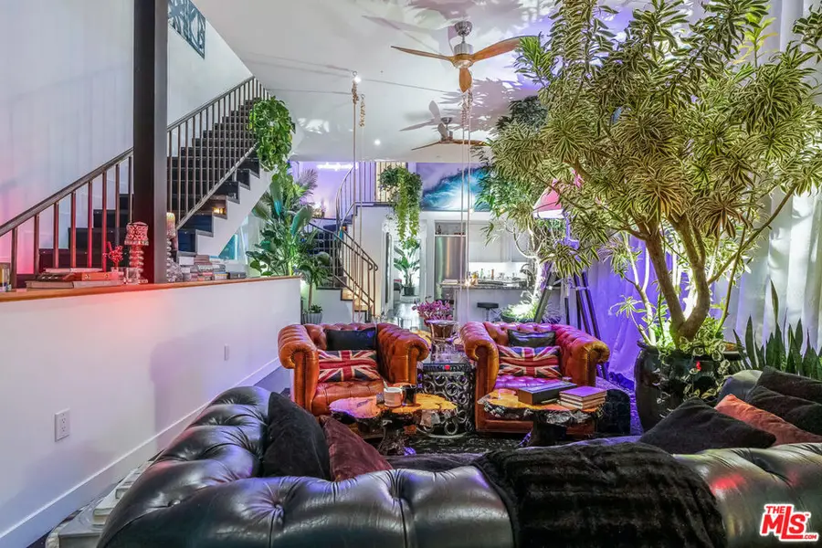 2513 Lincoln Boulevard, Venice, CA 90291 - #2