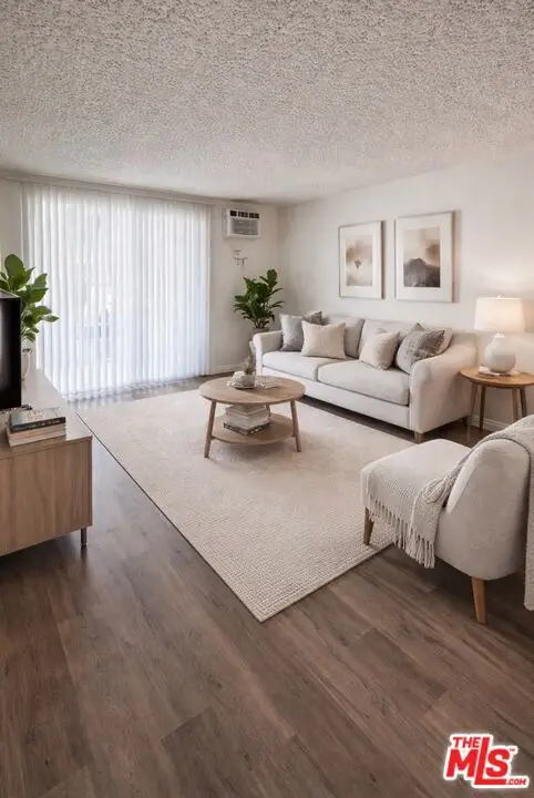 8649 Sunland Boulevard #21, Sun Valley, CA 91352