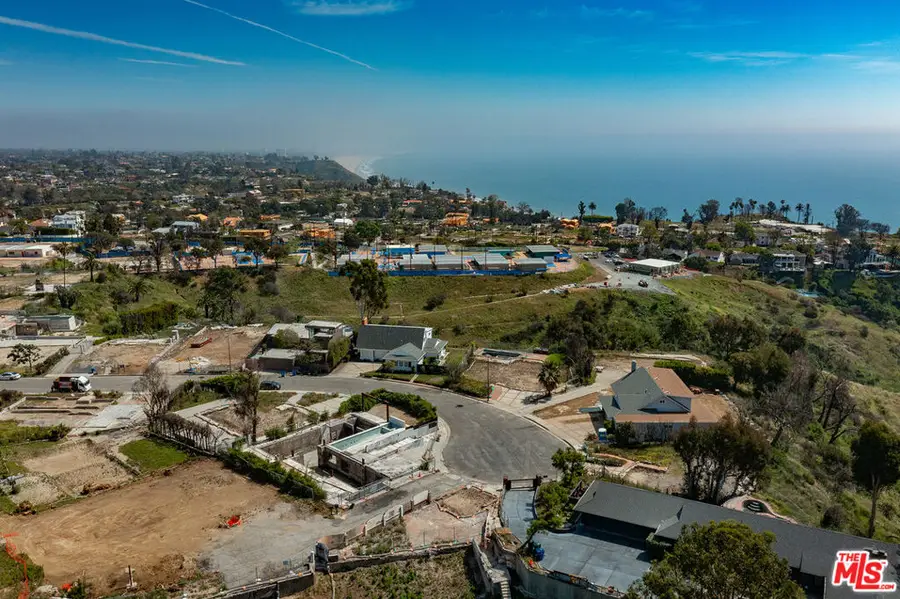 16943 Dulce Ynez Lane, Pacific Palisades, CA 90272 - #2