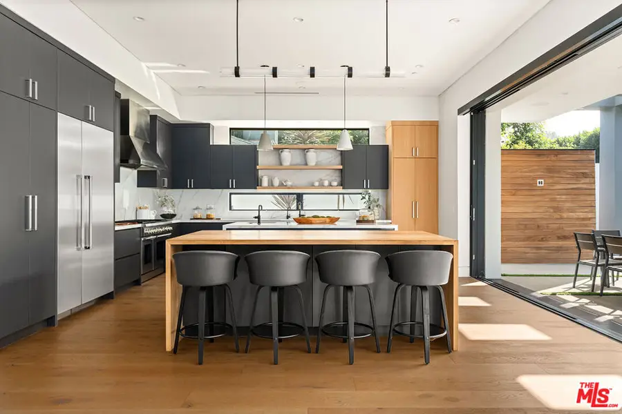 14812 Morrison Street, Sherman Oaks, CA 91403 - #2