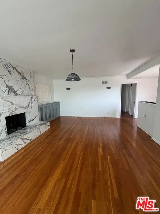 6256 S Fairfax Avenue, Los Angeles, CA 90056 - #3