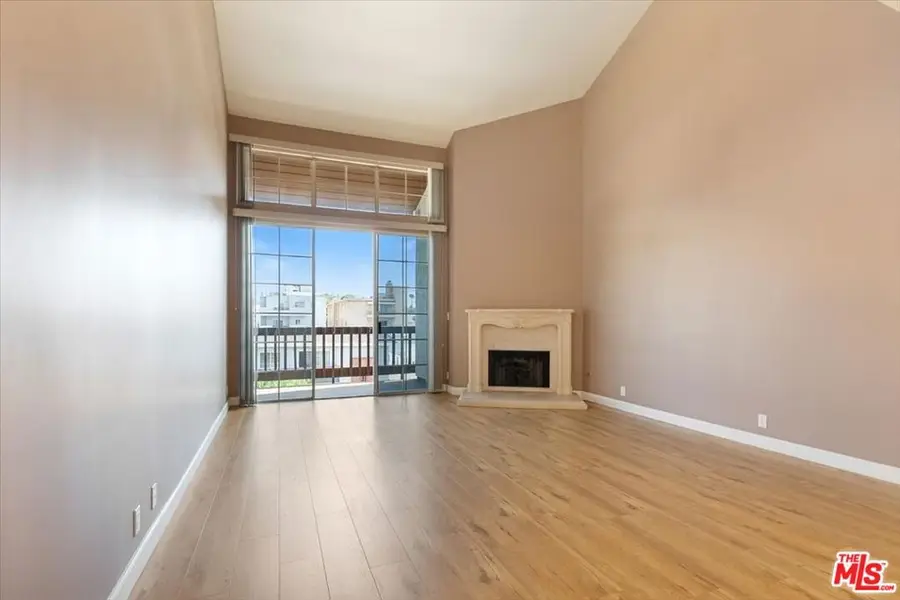 1433 Barry Avenue #301, Los Angeles, CA 90025 - #2