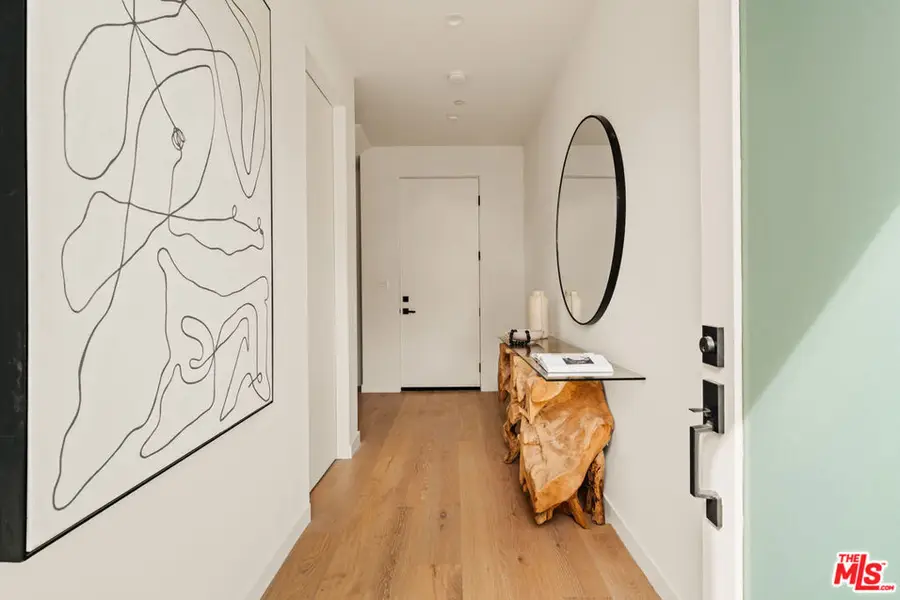 1749 S Marvin Avenue, Los Angeles, CA 90019 - #2