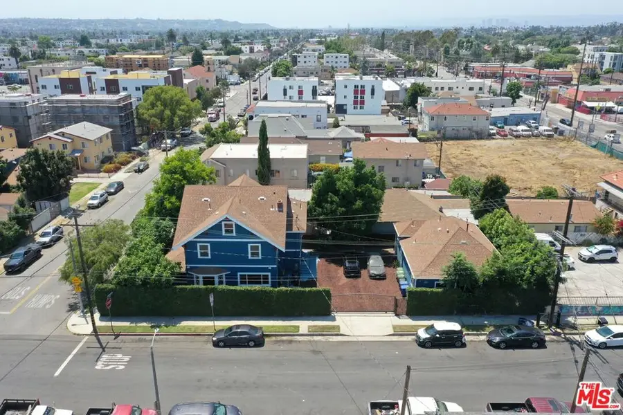 1327 W 35th Street, Los Angeles, CA 90007 - #2