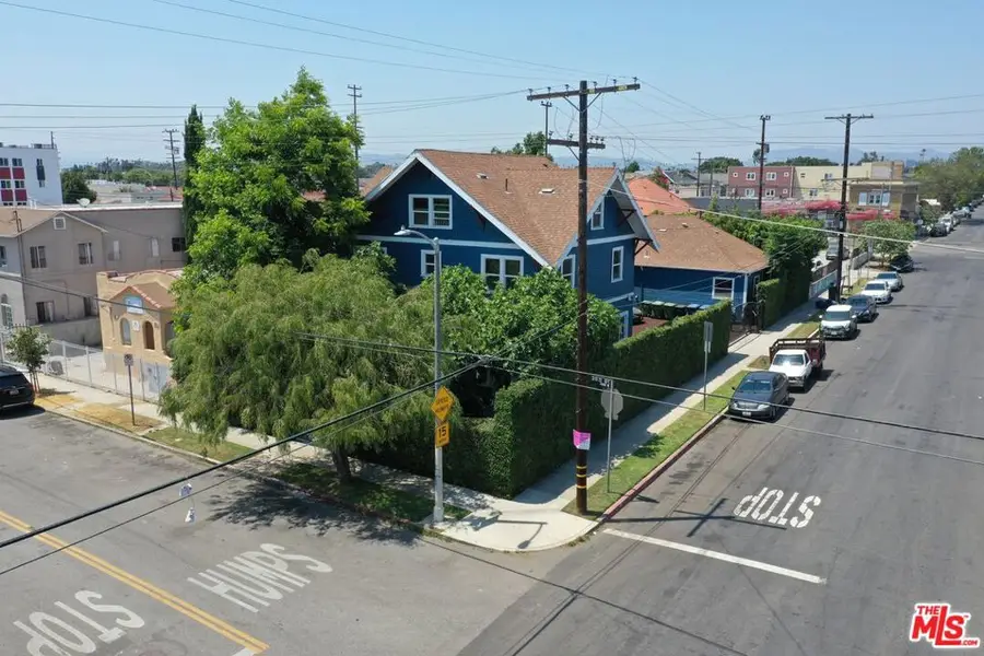 1327 W 35th Street, Los Angeles, CA 90007 - #3