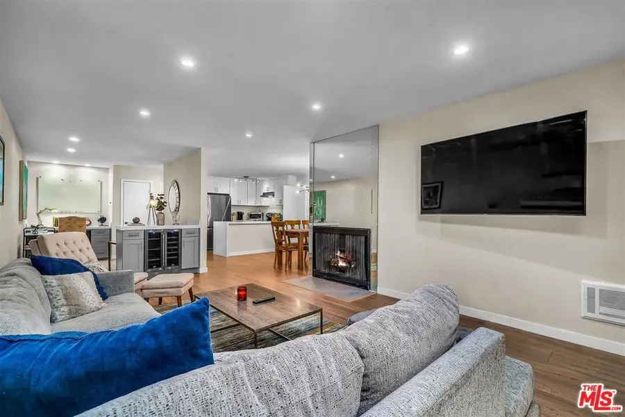 11645 Montana Avenue #107, Los Angeles, CA 90049 - #2