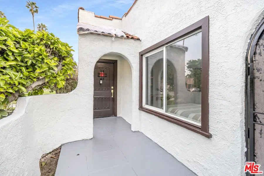 4324 2nd Avenue, Los Angeles, CA 90008 - #3