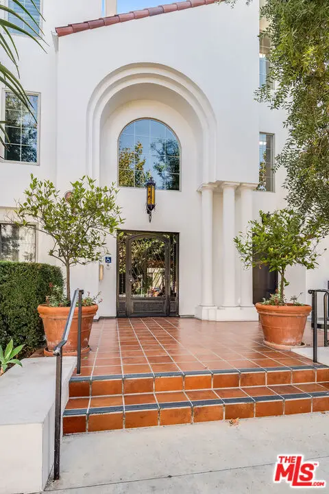 10648 Woodbridge Street #306, Toluca Lake, CA 91602 - #1