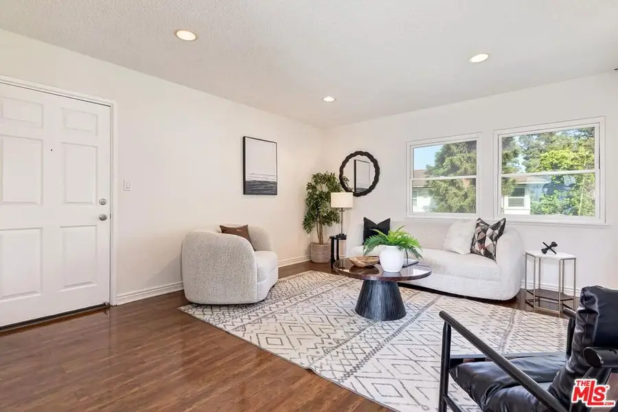 3607 Kalsman Drive #6, Los Angeles, CA 90016 - #2