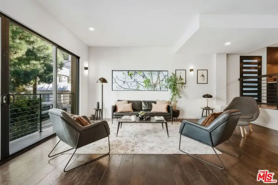 3601 Dixie Canyon Place, Sherman Oaks, CA 91423 - #3