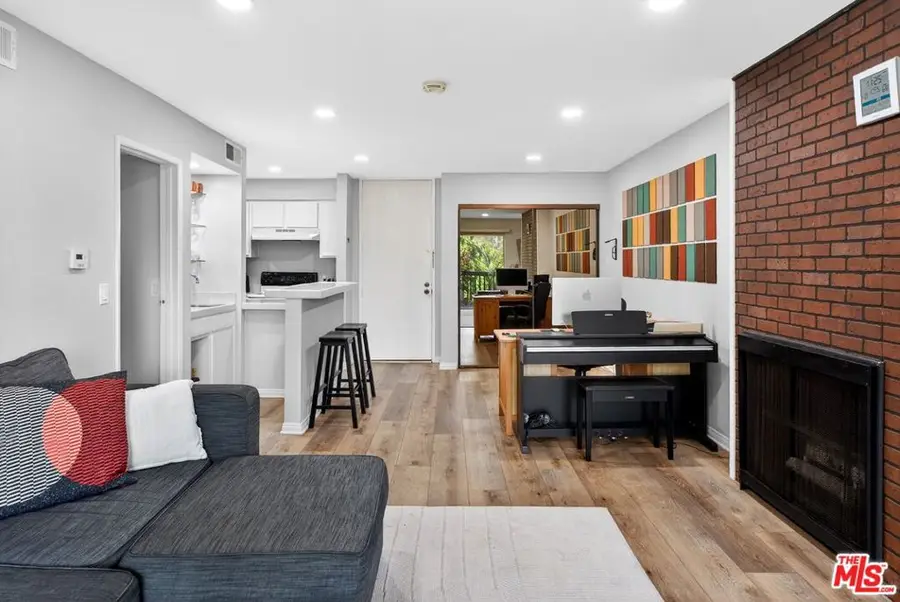 1307 Raintree Circle, Culver City, CA 90230 - #3