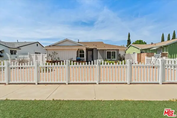 9313 Hayvenhurst Avenue, North Hills, CA 91343