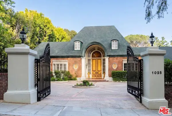 1025 N Crescent Drive, Beverly Hills, CA 90210