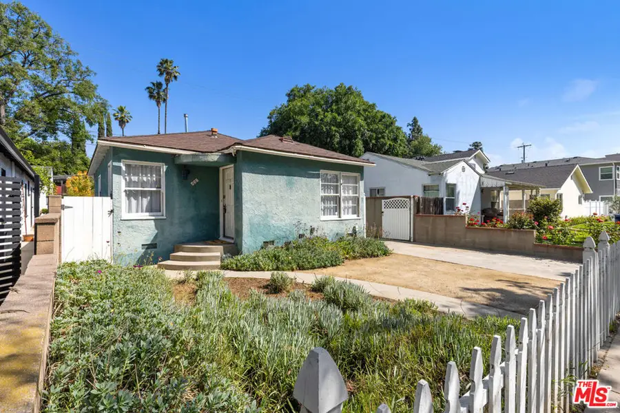425 W Riverside Drive, Burbank, CA 91506 - #2