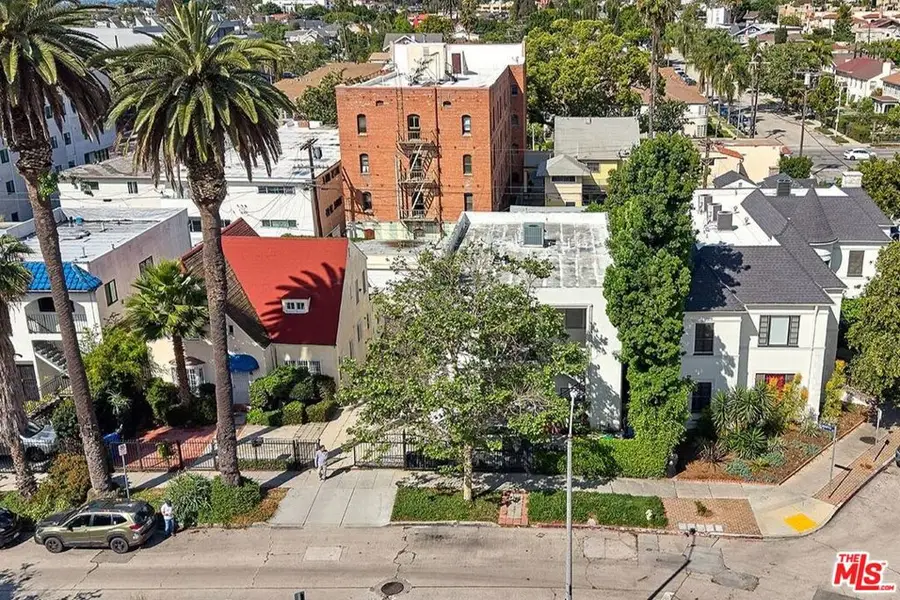 705 S Gramercy Place, Los Angeles, CA 90005 - #2