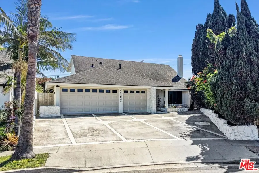 24224 Spicewood Lane, Harbor City, CA 90710 - #2