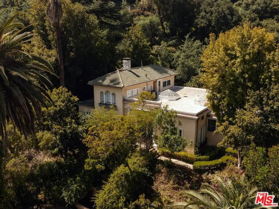 2027 N Highland Avenue, Los Angeles, CA 90068 - #3