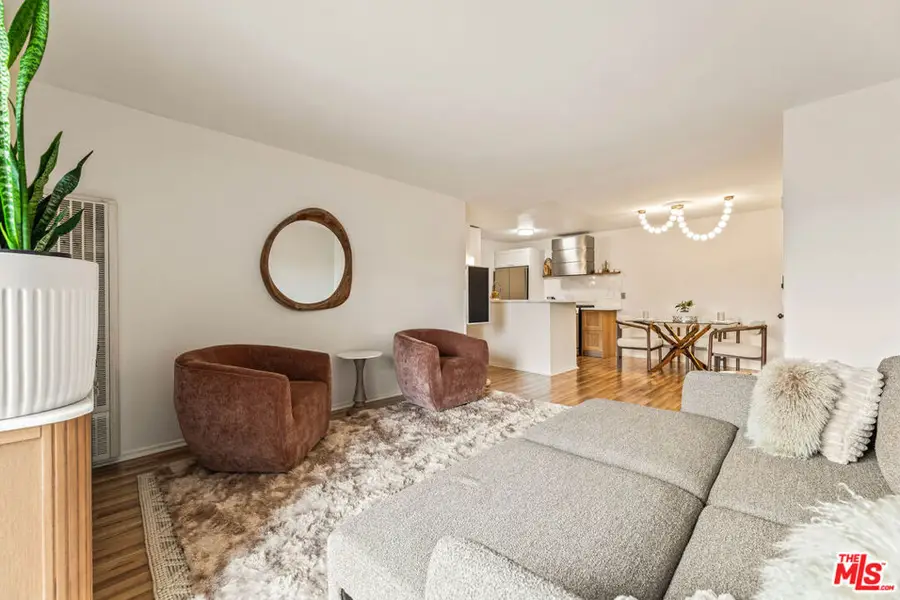 365 Burchett Street #118, Glendale, CA 91203 - #3