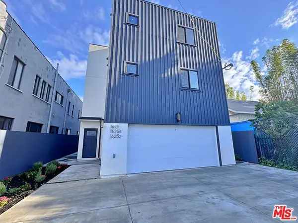 1625 W 37th Place, Los Angeles, CA 90018