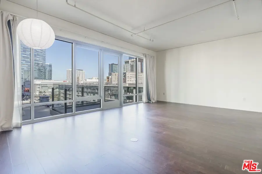 1100 S Hope Street #914, Los Angeles, CA 90015 - #2