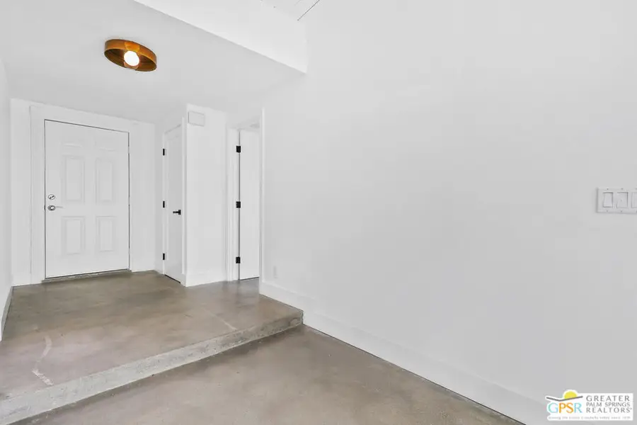 2041 S Calle Palo Fierro, Palm Springs, CA 92264 - #3
