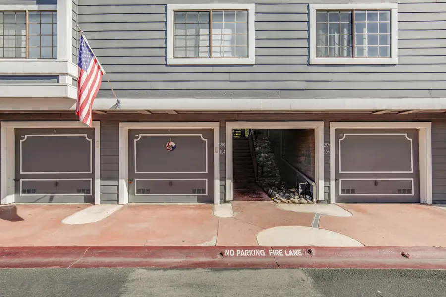 8171 Racepoint Drive #104, Huntington Beach, CA 92646 - #3