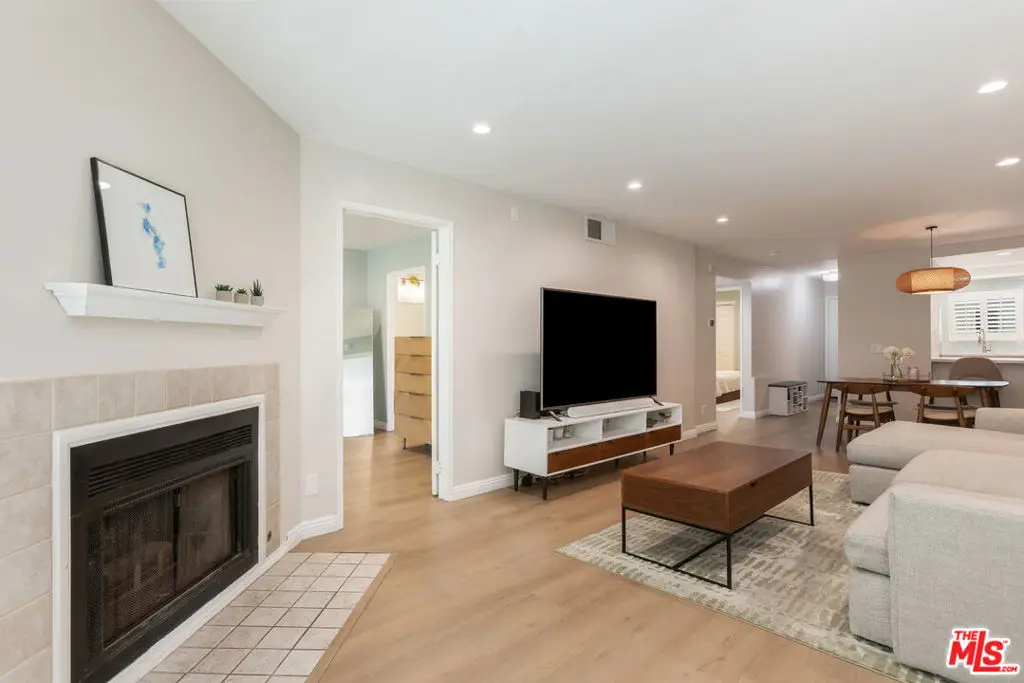 11930 Avon Way #107, Los Angeles, CA 90066 - #1