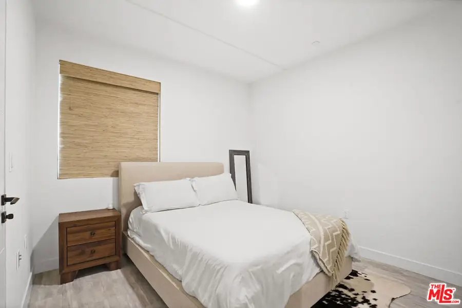 6716 N Royce Lane, Van Nuys, CA 91411 - #3