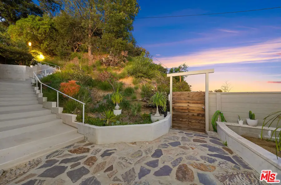 8494 Cole Crest Drive, Los Angeles, CA 90046 - #3