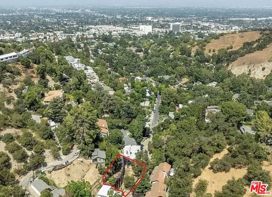 3941 Pacheco Drive, Sherman Oaks, CA 91403 - #2