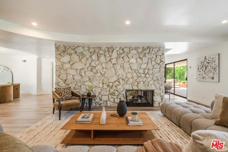 1250 N Norman Place, Los Angeles, CA 90049 - #3
