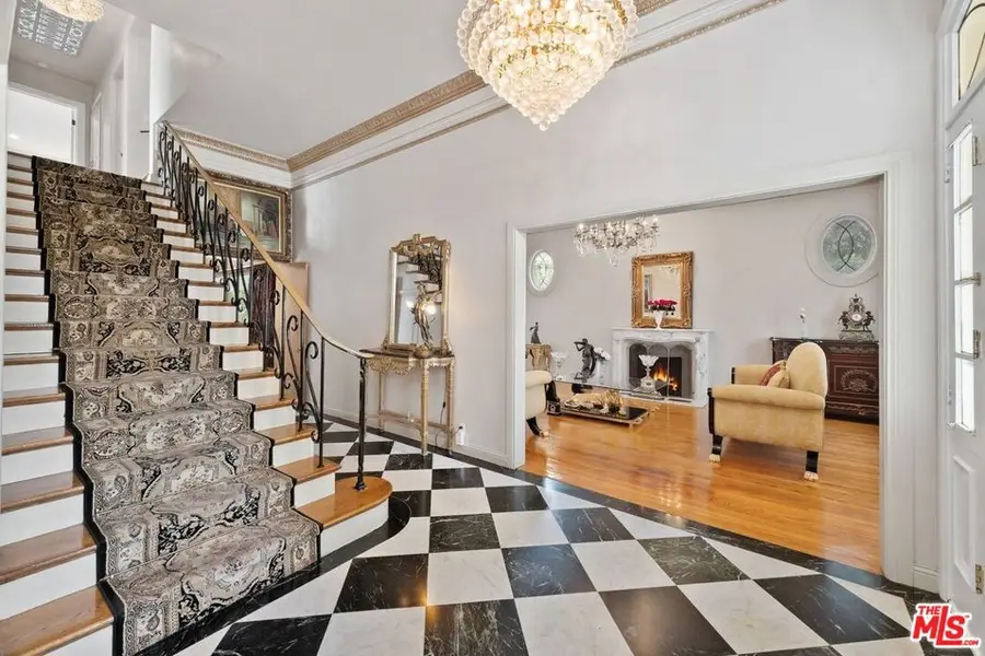 63 Fremont Place, Los Angeles, CA 90005 - #3