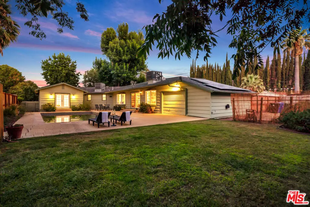6001 Oakdale Avenue, Woodland Hills, CA 91367 - #1