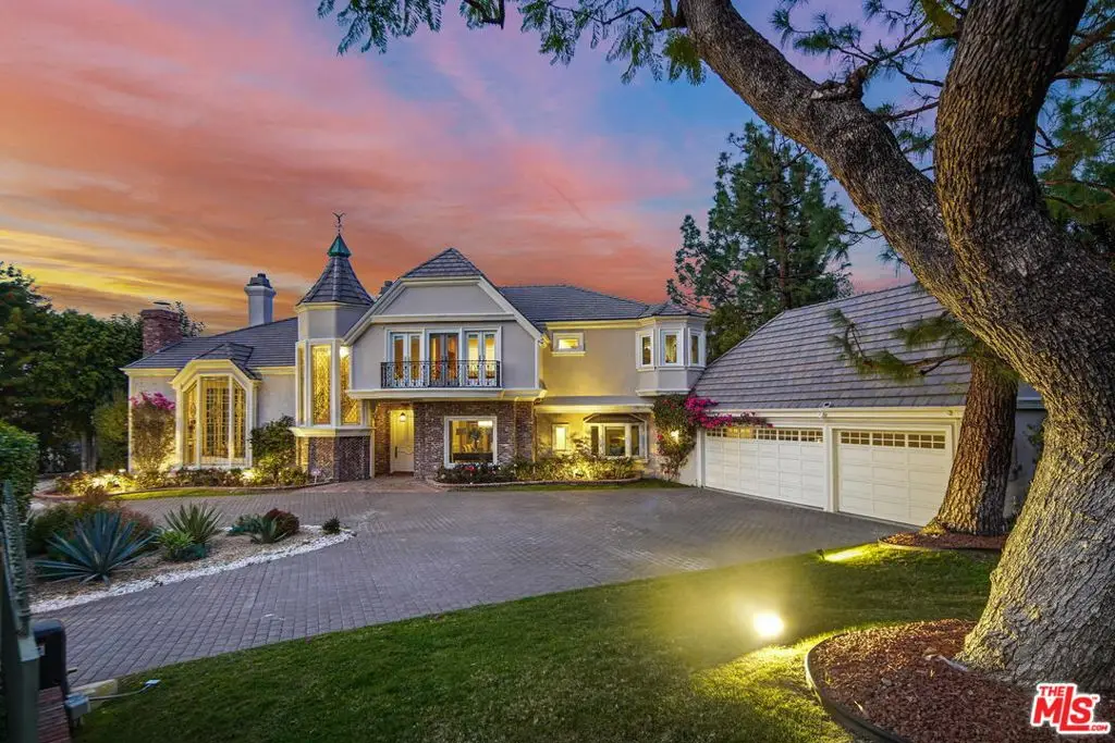 3819 Vista Linda Drive, Encino, CA 91316 - #1