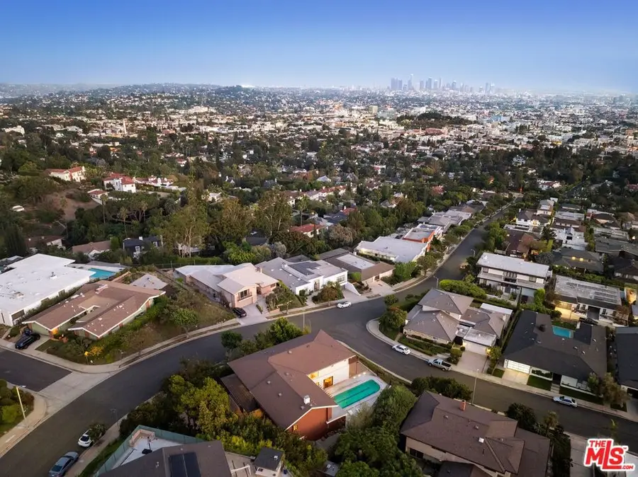 2267 Winona Boulevard, Los Angeles, CA 90027 - #2