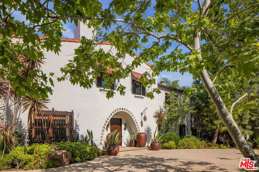 401 26th Street, Santa Monica, CA 90402 - #2