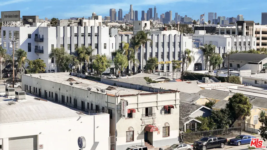 1042 Wilcox Avenue, Los Angeles, CA 90038 - #1